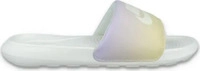 Nike CN9676_107, Nike Victori One Prints Damen Freizeitschuhe, wei&szlig;, Gr&ouml;&szlig;e 43