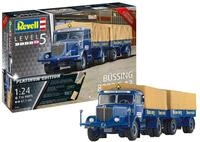 Revell 07580 B&uuml;ssing 8000 S 13 mit Trailer Truckmodell Bausatz 1:24