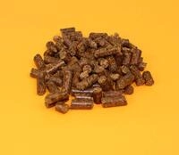 Olewo Karottenpellets mit &Ouml;l 25kg Das Beste aus der Karotte! Mit Messbecher.