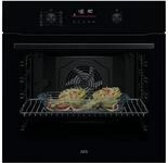 AEG NBU5P40SK SurroundCook&reg; Pyrolyse Backofen Schwarz