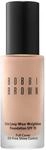 Bobbi Brown Skin Long-Wear Weightless Foundation SPF 15 - W-046 Warm Beige f&uuml;r