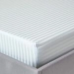 HOMESCAPES Damast Spannbettlaken 100x200 cm Aqua mit Satin-Streifen, 100%...