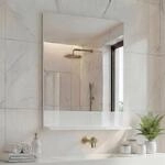 Mendler Wandspiegel mit Ablage HWC-B19, Badspiegel Badezimmer, Hochglanz 75x60cm -