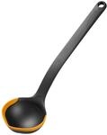 Fiskars Functional Form Suppenkelle, Sch&ouml;pfkelle mit Silikonkanten und Messskala,