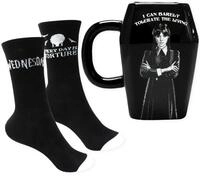 Blue Sky Studios Wednesday Coffin Kaffeetasse und Socken-Set, Sockenpaar,...
