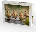 Puzzle &middot; Fr&ouml;hliche Entenk&uuml;ken im Wasser | Badevergn&uuml;gen auf dem Bauernhof...