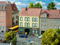 Faller Stadthaus mit Modellbaugesch&auml;ft, Ep. III (130628)