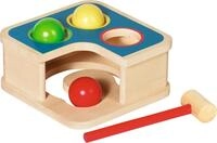 goki 58864 - Hammerbank und Kugelbahn aus Holz, Motorikspielzeug f&uuml;r Kinder,