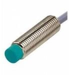 Pepperl+Fuchs Induktiver Sensor nicht b&uuml;ndig PNP NBN3-8GM30-E2-5M 304615-0120