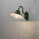 Konstsmide Vega Wandleuchte gr&uuml;n lackiertes Aluminium, klares Glas, Hand EU 556-600