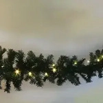 FHS Tannengirlande 2,7 m 40 LED warmwei&szlig; IP44 Adapter - Gr&uuml;n