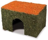 JR FARM Nager Heu-Haus mit Karotten Kleintiersnack / Zubeh&ouml;r Mittel (ca. 350g)