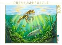 CALVENDO Puzzle Frosch schwimmt im klaren Teich w&auml;hrend ein lauernder Hecht...