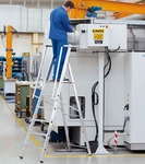 Zarges Stufenleiter ZAP Safemaster S mit gro&szlig;er Plattform 2 Stufen