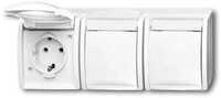 Busch-Jaeger 2300/3 EWN-54 SCHUKO&reg; Steckdose 3-fach, alpinwei&szlig;, ocean&reg; (IP 44)