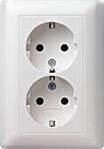SCHUKO-Doppelsteckdose 16 A 250 V~ f&uuml;r eine Einbaudose mit Steckklemmen Gira 078803