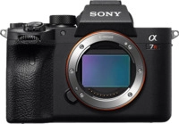 SONY ILCE-7RM4 Vollformat Kamera, 7,5 cm Display Touchscreen
