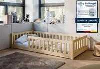 Kids Collective Kinderbett Bodenbett Bett mit Rausfallschutz & Lattenrost...