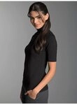Trigema T-Shirt TRIGEMA T-Shirt mit elastischem Stehkragen (1-tlg)
