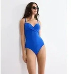Triumph Badeanzug Summer Twist Eleganz und Komfort blau 40