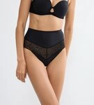 Triumph Slip Comfort Contour Highwaist String flache formende Spitze