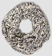 s.Oliver Loop Snood, Gemusterter Loop-Schal aus Viskose