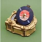 iDventure Spiel CLUEPUZZLE - Knobelkiste Record Player, Cluebox, Holzpuzzle
