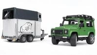 Bruder&reg; Spielzeug-Auto Bruder Land Rover Defender mit Pferdeanh&auml;nger inkl. 1...