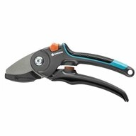 GARDENA Gartenschere Gartenschere A/M Comfort Amboss-Gartenschere, (1-tlg)