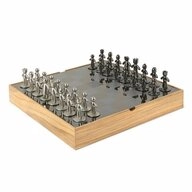 Umbra Spiel Buddy Schachbrett
