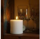 Deluxe Homeart LED-Kerze Mia Deluxe Echtwachs flackernd Wachsspiegel H: 10cm D:...