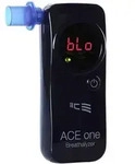 ACE one Alkoholtester Schwarz 0 bis 4 &permil; inkl. Display, Countdown-Funktion,