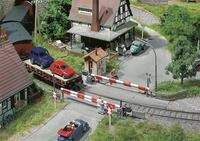 Faller H0 (1:87) 120172 - Beschrankter Bahn&uuml;bergang Modellbahn
