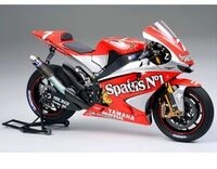 Tamiya 300014100 - 1:12 Yamaha YZR-M1 #7/#33 04 Modellbau