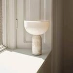 NEW WORKS LED-Akku-Tischleuchte Kizu, beige, Marmor, dimmbar