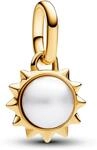 Pandora ME Behandelte S&uuml;&szlig;wasserzuchtperle Sonne Mini-Charm-Anh&auml;nger 763035C01
