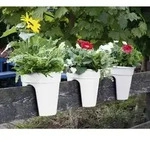 KHW Kunststoff-Gel&auml;ndertopf Flowerclip, rund, ca. &Oslash;27/H27 cm, 3er-Set, Wei&szlig;