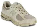 New Balance Sneaker 2002 in Beige, 42
