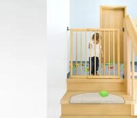 reer Treppenschutzgitter Basic zum schrauben Holz 65,5 - 106 cm