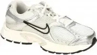 Nike HQ7901-104, NIKE V5 RNR Sneaker Damen 104 - summit white/lt orewood