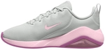 NIKE Bella 7 Fitnessschuhe Damen 008 - photon dust/pink foam-lt magenta 40.5