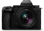 Panasonic LUMIX DC-S5M2XCE Spiegellose Vollformatkamera mit LUMIX S 50mm F1.8