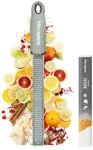 Microplane Zester K&uuml;chenreibe in Salbei-Gr&uuml;n f&uuml;r Zitrusfr&uuml;chte, Parmesan, Ingwer,