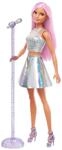 Barbie Pop-Star-Puppe gekleidet in einem schillernden Rock mit Mikrofon und