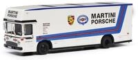 Schuco 1:64 MB Renntransporter Porsche Martini Wei&szlig; - Hochwertiges Diecast