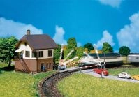 Faller 222170 - Beschrankter Bahn&uuml;bergang, elektronisch