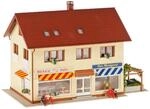 FALLER Metzgerei/B&auml;ckerei Modellbausatz mit 569 Einzelteilen 190x125x125mm I
