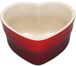 Le Creuset Herzf&ouml;rmchen aus Steinzeug, 300 ml, Kirschrot, 91002926060000