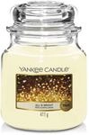 Yankee Candle Duftkerze im Glas (Mittelgro&szlig;) | All is Bright | Brenndauer bis zu 75