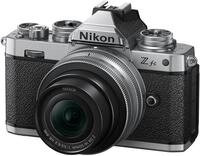 Nikon Z fc KIT Z DX 16-50 mm 1:3.5-6.3 VR Silver Edition (20.9 MP, OLED-Sucher...